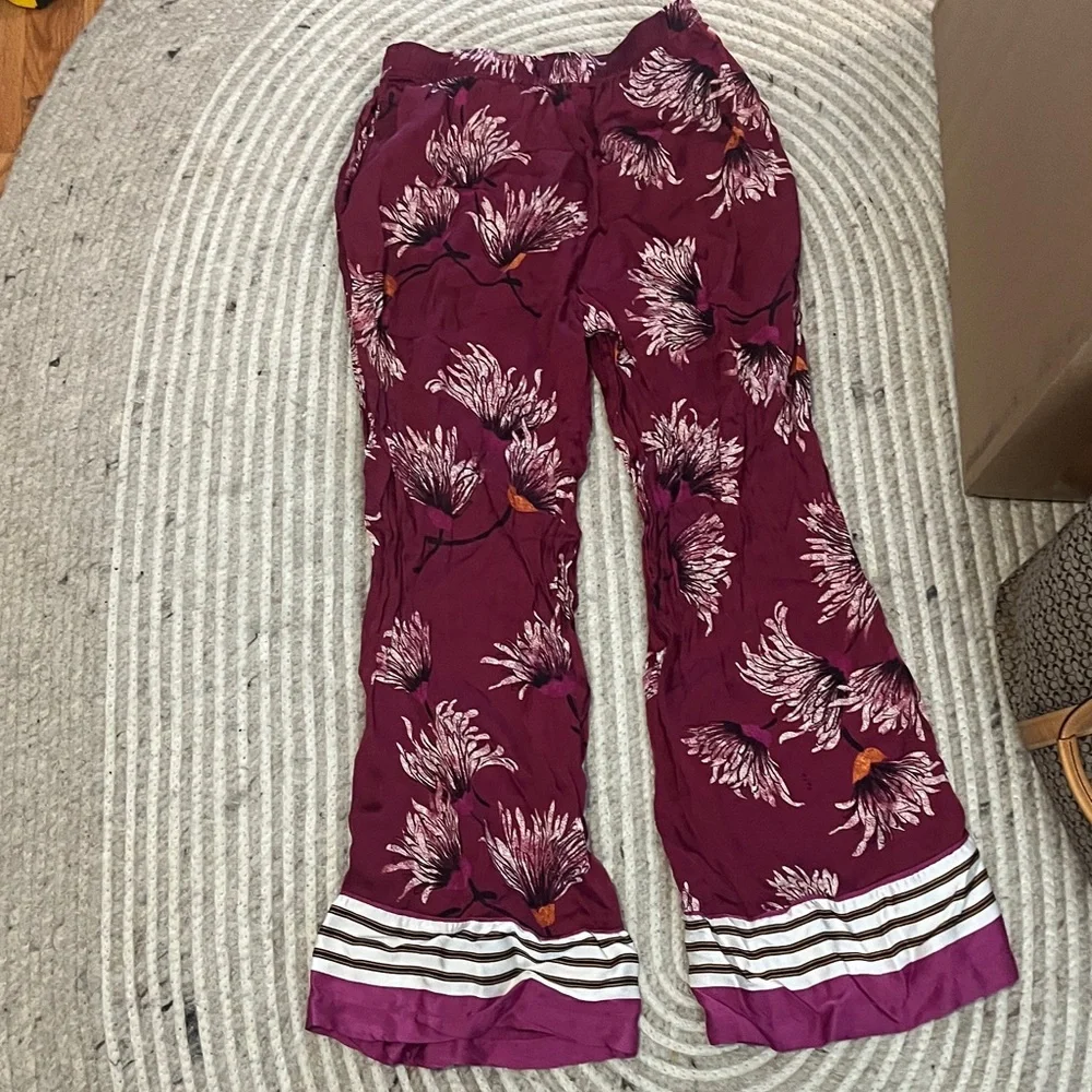 Anthropologie floral print silk effect wide leg  pajama pants - Picture 3 of 4